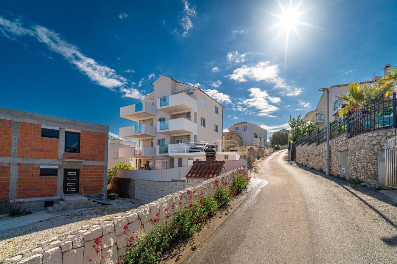 Kata Apartmán *
